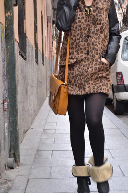 Look leopardo. No te lo tragues. Look leopardo. No te lo tragues.
