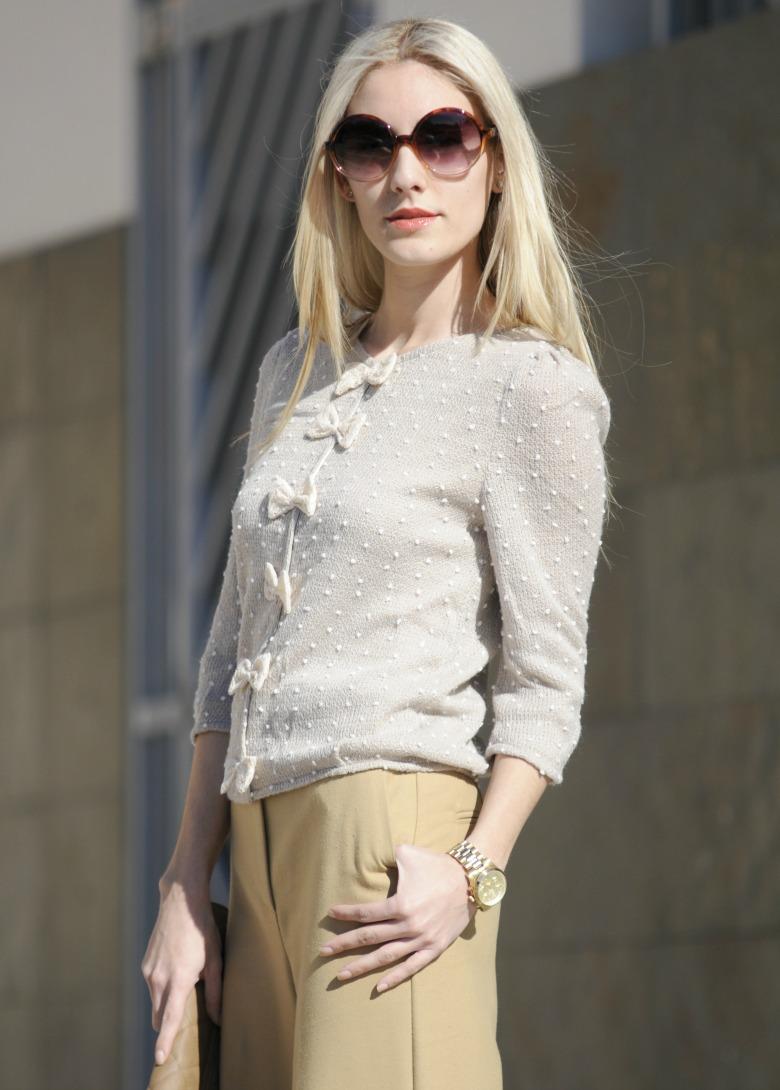 Lazos y Topos Lazos y Topos