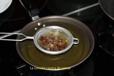 Ensalada de rúcula, Provolone y granada. Ensalada de rúcula, Provolone y granada.