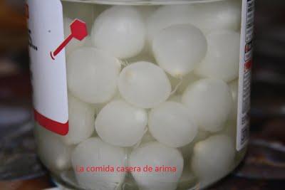 Ensalada de rúcula, Provolone y granada. Ensalada de rúcula, Provolone y granada.