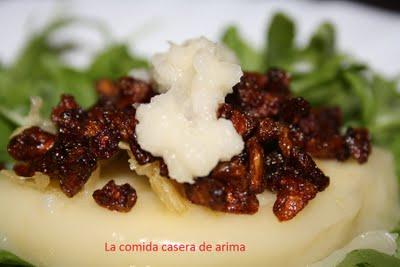 Ensalada de rúcula, Provolone y granada. Ensalada de rúcula, Provolone y granada.