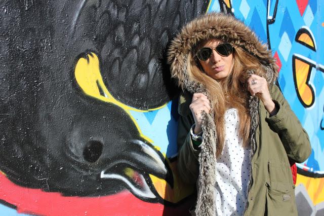 DOTSMe encantan los vestidos, pero de este tipo más ya qu... DOTSMe encantan los vestidos, pero de este tipo más ya qu...