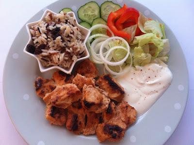 Tacos De Pollo Tandoori Con Salsa De Yogur Tacos De Pollo Tandoori Con Salsa De Yogur