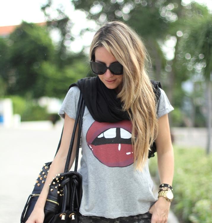 CAMO, LIPS... AND STUDS CAMO, LIPS... AND STUDS