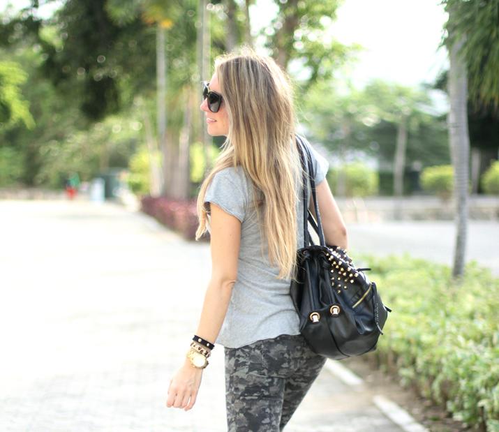 CAMO, LIPS... AND STUDS CAMO, LIPS... AND STUDS