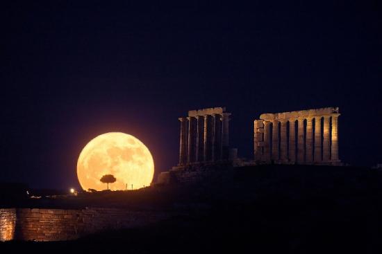 ¿Qué se preguntaron las antiguas civilizaciones al ver la Luna?