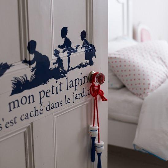 Decora con stencil en el cuarto de los niños. Stencil infantil.