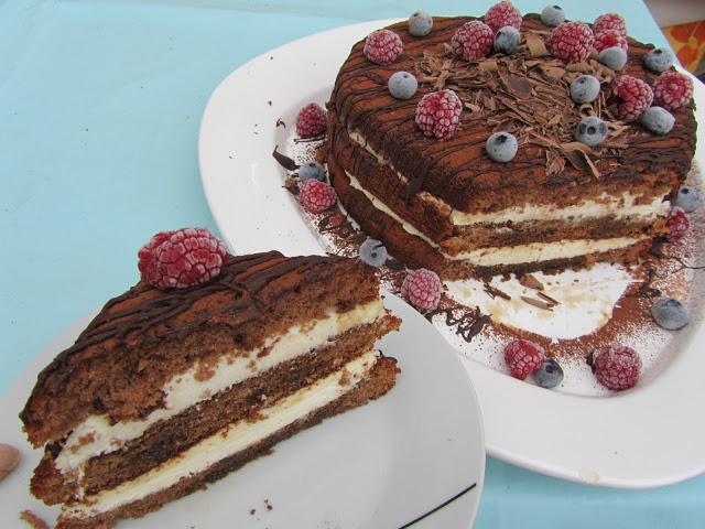 Tiramisú (tarta o brazo gitano)