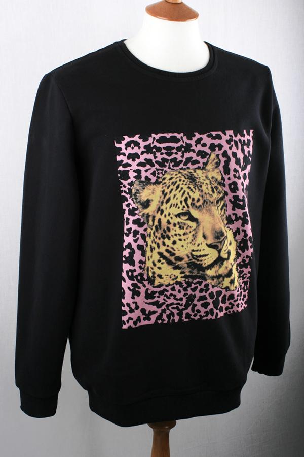 I need it: Leo Sweat by Rascals Clothing I need it: Leo Sweat by Rascals Clothing