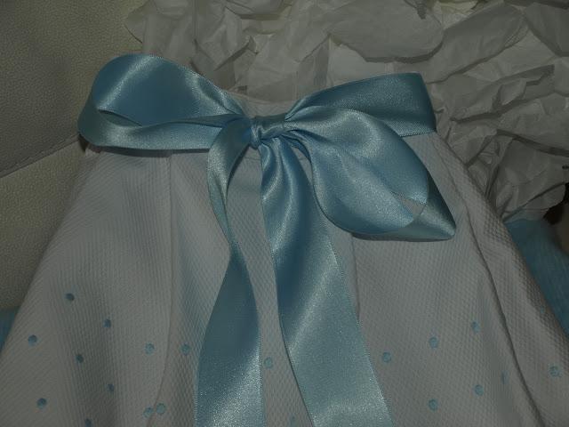 Para Gonzaga... una cestita muy azul Para Gonzaga... una cestita muy azul