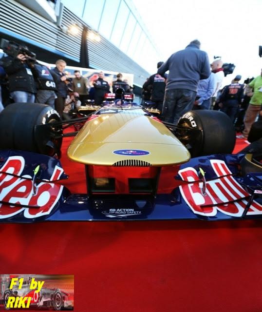 PRESENTACION DEL STR8 DE TORO ROSSO PRESENTACION DEL STR8 DE TORO ROSSO