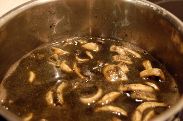 La mejor receta de calamares en su tinta, la receta casera de mi madre! La mejor receta de calamares en su tinta, la receta casera de mi madre!