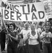 La Transición ha muerto ¿Viva la democracia? La Transición ha muerto ¿Viva la democracia?