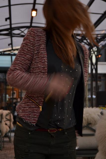 Romance en la Red. Look Chanel Romance en la Red. Look Chanel