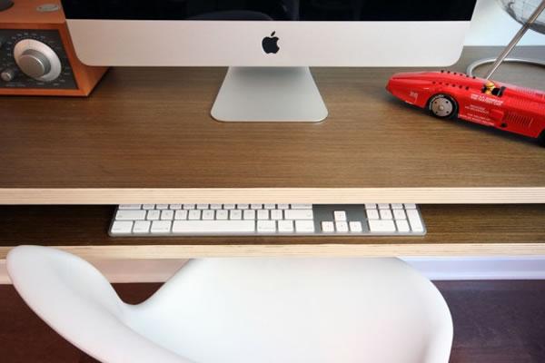 Minimal Float Wall Desk :: escritorio flotante