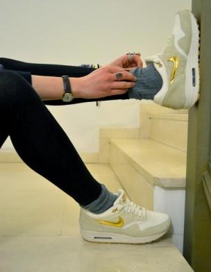 ¿Y tú ? ¿Tú andas bien? ¿Y tú ? ¿Tú andas bien?