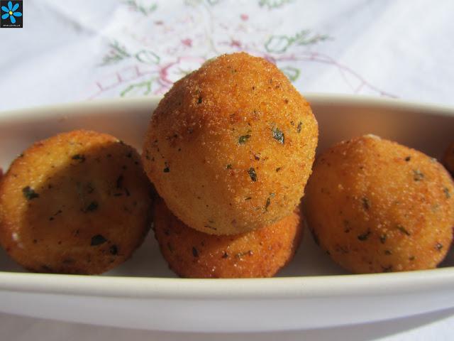 Croquetas de bacon a los dos quesos Croquetas de bacon a los dos quesos