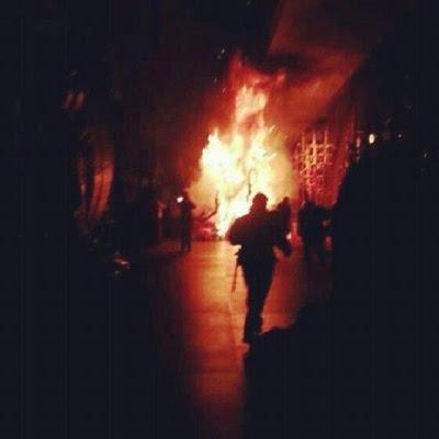 Terrible accidente en Carnaval de Tenerife Traje de candidata a reina del carnaval de tenerife sale ardiendo