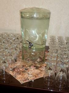 Eventos mas sostenibles sin agua embotellada, gracias. agua 225x300 Eventos mas sostenibles sin agua embotellada, gracias.