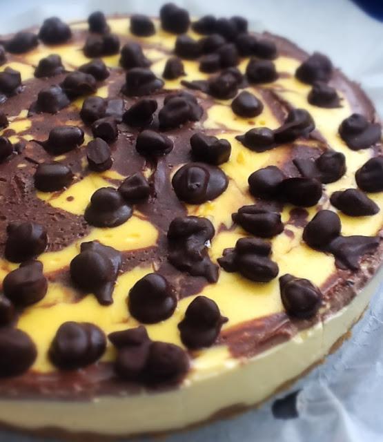TARTA DE FLAN Y KIKOS CON CHOCOLATE TARTA DE FLAN Y KIKOS CON CHOCOLATE