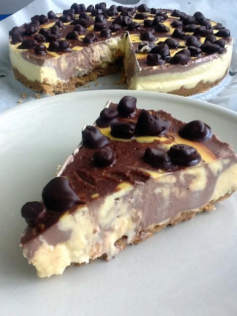 TARTA DE FLAN Y KIKOS CON CHOCOLATE TARTA DE FLAN Y KIKOS CON CHOCOLATE