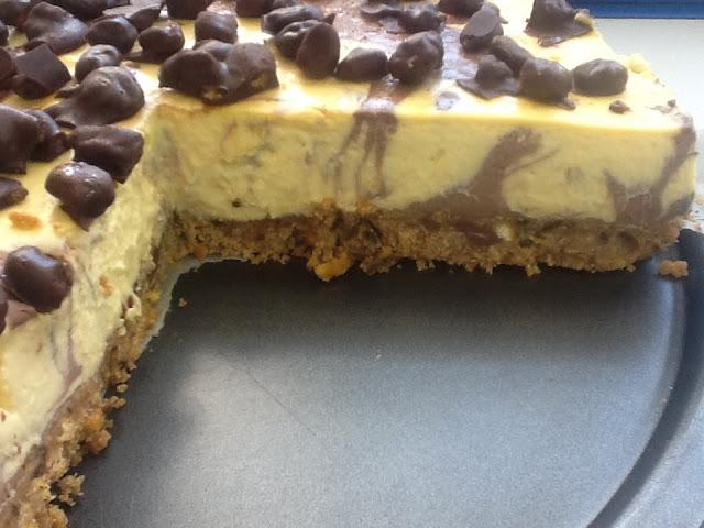 TARTA DE FLAN Y KIKOS CON CHOCOLATE TARTA DE FLAN Y KIKOS CON CHOCOLATE