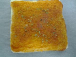 Minipizzas variadas con pan de molde Minipizzas variadas con pan de molde