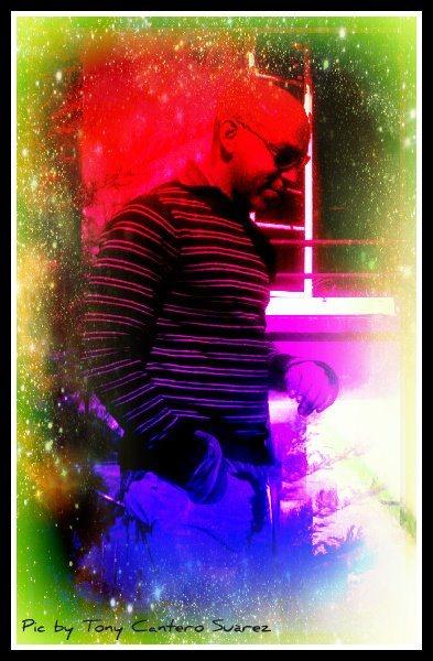 Falsas promesas y respuestas desenfadas. A donde voy por donde ando by Tony Cantero Suárez