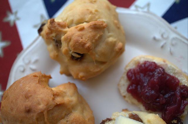 Scones o Rock Cakes lo que más os apetezca Scones o Rock Cakes lo que más os apetezca