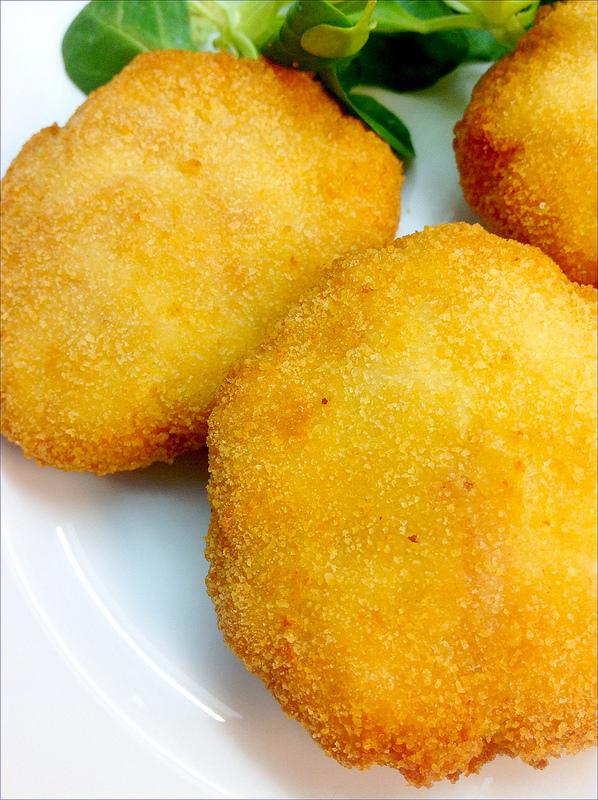 NUGGETS DE POLLO CON QUESO DE CABRA Y BACON NUGGETS 1