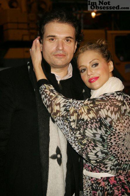 Joder como anda el patio… El marido de Brittany Murphy de suicida