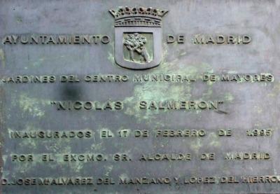 “Presencia de una ausencia”, de Pablo serrano, en la Prosperidad (Madrid) PLACA JARDINES 2012-small