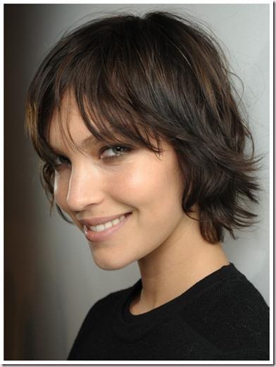 El corte de pelo de moda se llama Shag Hair shag con flequillo thumb El corte de pelo de moda se llama Shag Hair
