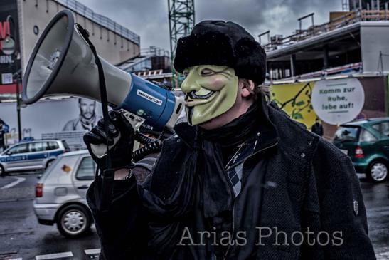 Ensueños y rostros quiméricos Anonymus II bu Ariel Arias for Tony Cantero Suárez