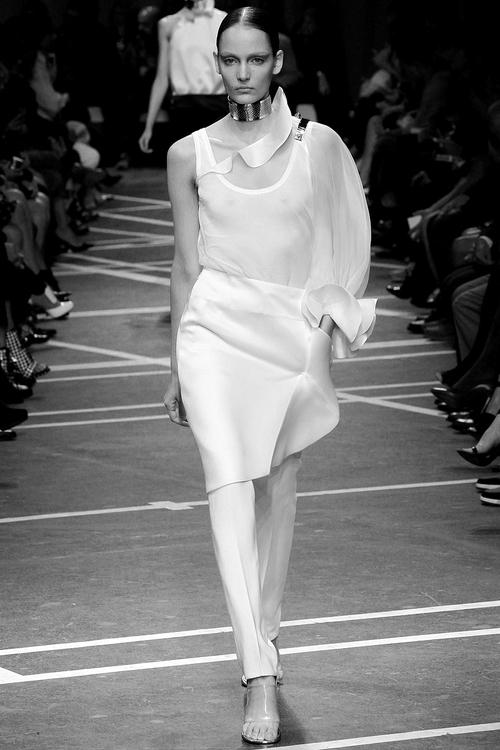 Volantes(Ruffles) Primavera/Verano 2013*Tendencia Volantes(Ruffles) Primavera/Verano 2013*Tendencia