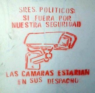 Dicen que es democracia, pero es una farsa Dicen que es democracia, pero es una farsa