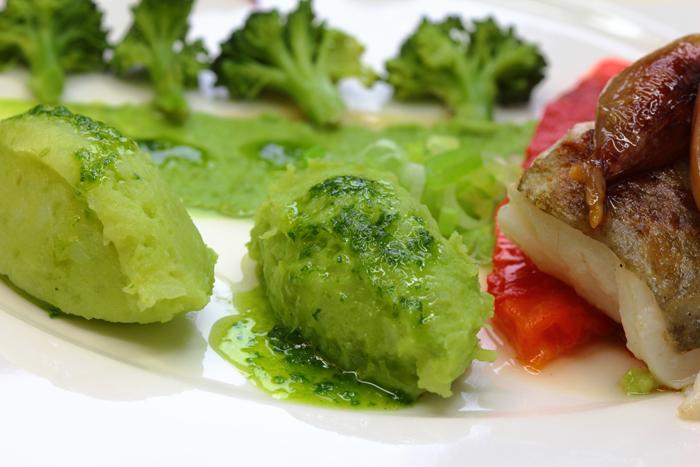 Paisaje de verduras con bacalao Vegetable landscape