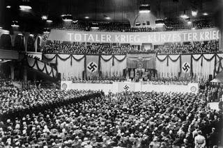 “¿QUERÉIS LA GUERRA TOTAL?” “¿QUERÉIS LA GUERRA TOTAL?”