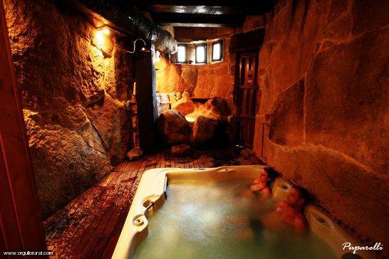 spa_privado_cueva_termal_pareja_jacuzzi_pediluvio