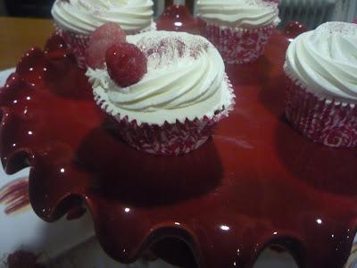 Cupcakes de Frambuesa con chocolate (y otros con Cava para el Reto...) Cupcakes de Frambuesa con chocolate (y otros con Cava para el Reto...)