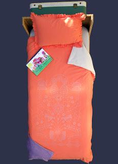 HOME-T-HOME, LOS TEXTILES DE CASA DIFERENTES HOME-T-HOME, LOS TEXTILES DE CASA DIFERENTES