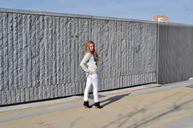 SKULLMe encanta llevar un estilo sencillo, sobre todo cua... SKULLMe encanta llevar un estilo sencillo, sobre todo cua...