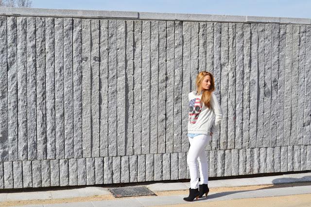 SKULLMe encanta llevar un estilo sencillo, sobre todo cua... SKULLMe encanta llevar un estilo sencillo, sobre todo cua...