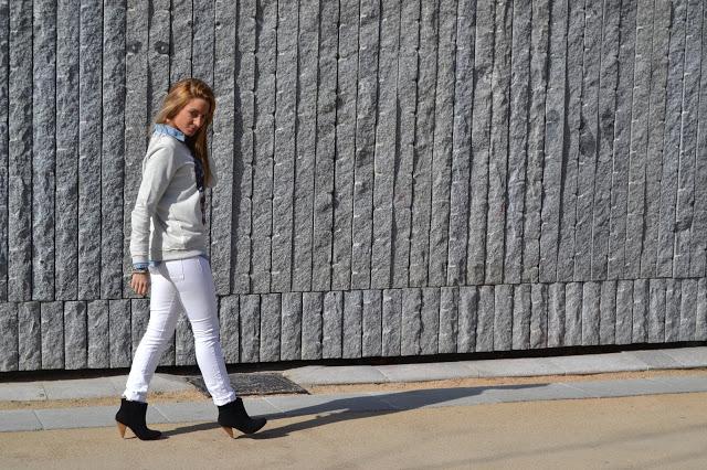 SKULLMe encanta llevar un estilo sencillo, sobre todo cua... SKULLMe encanta llevar un estilo sencillo, sobre todo cua...