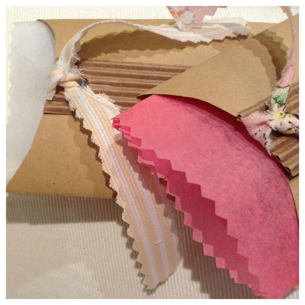 como hacer sobres regalo - how to do gift envelopes