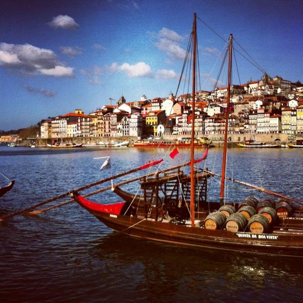 Porto Cais da Ribeira Barcelona bar á vins: la diversidad como grito de guerra