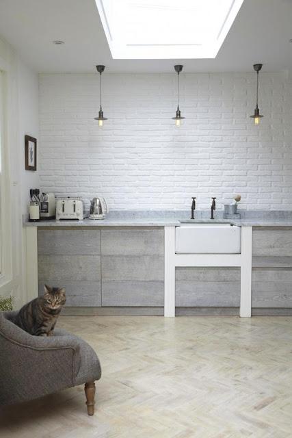 Una cocina espectacular en una casa blanquísima Una cocina espectacular en una casa blanquísima