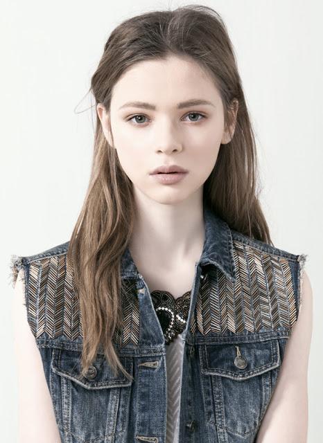 Pull & Bear Loves Navajo Pull & Bear Loves Navajo