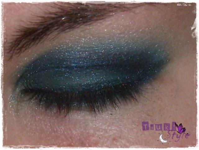 #Reto: 12 meses, 12 sombras + Look# 190 Petrol Keeps Me Running - Catrice #Reto: 12 meses, 12 sombras + Look# 190 Petrol Keeps Me Running - Catrice