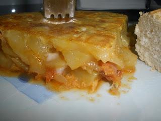 Tortilla de patatas y chorizo Tortilla de patatas y chorizo
